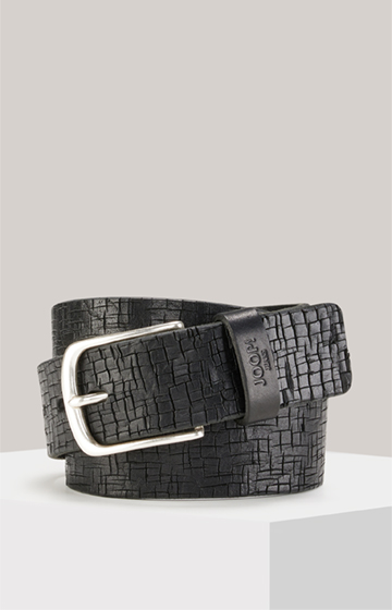 Leather Belt in Black, textured