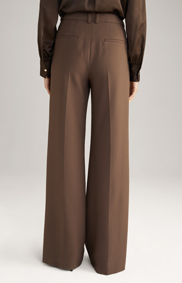 Trousers with Pressed Creases in Dark Brown
