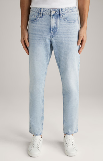 Jeans in Hellblau