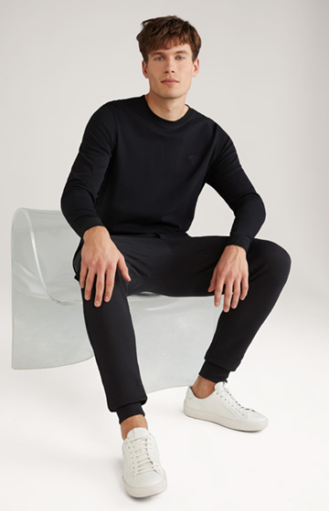 Loungewear Long-Sleeved Top in Black