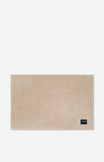 Dywanik łazienkowy w kolorze piasku z linii JOOP! BASIC, 60 × 90 cm